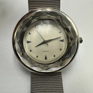 Accutime Watch Women Silver Tone Faceted Round Bezel Mesh Band New Battery